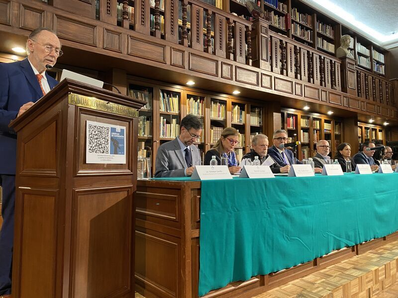 Presentación del libro “La libertad de expresión… La visión jurídica”
