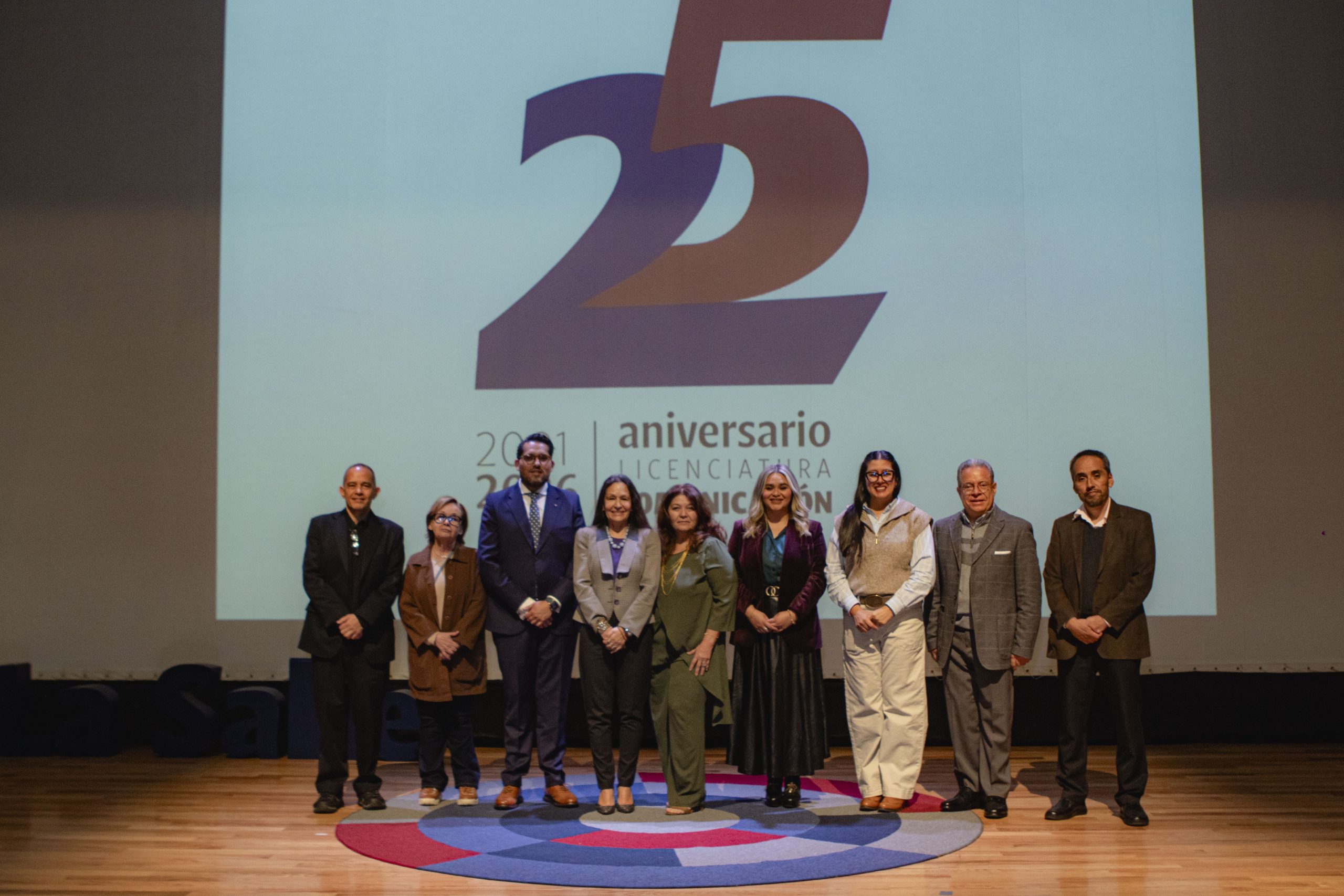 La AMDC reconoce los 25 años de la Licenciatura en Comunicación de la Universidad La Salle
